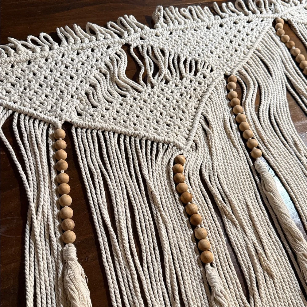 HUGE HANDCRAFTED BOHEMIAN MACRAME WALL HANGING✨
